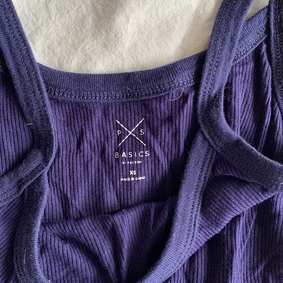 Summer top bundle - Picture 6 of 9